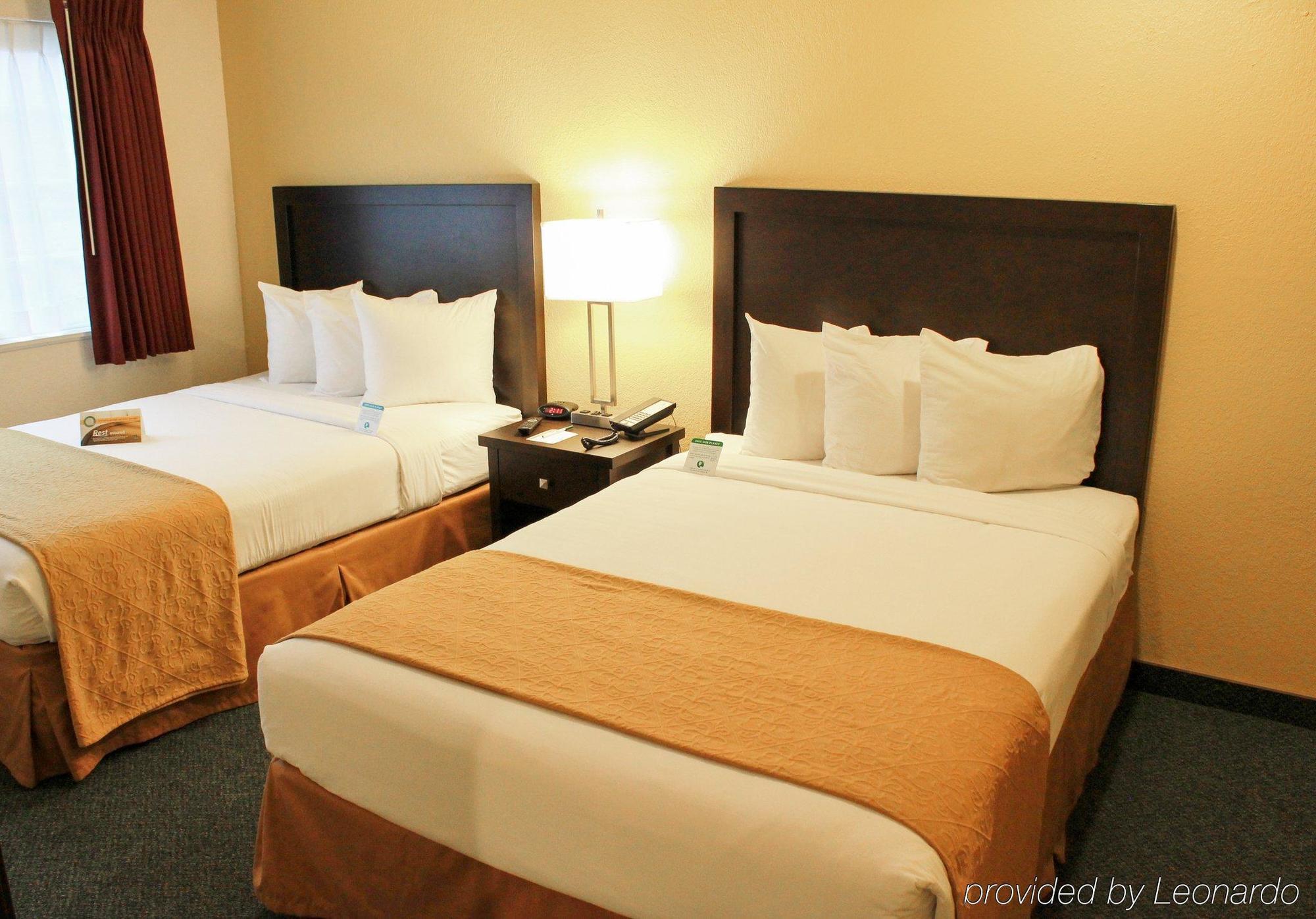 Quality Inn & Suites Springfield Exteriör bild