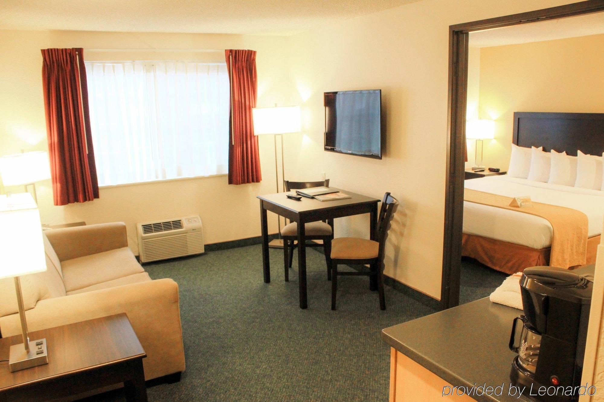 Quality Inn & Suites Springfield Exteriör bild