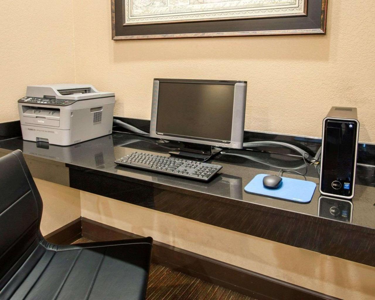 Quality Inn & Suites Springfield Exteriör bild