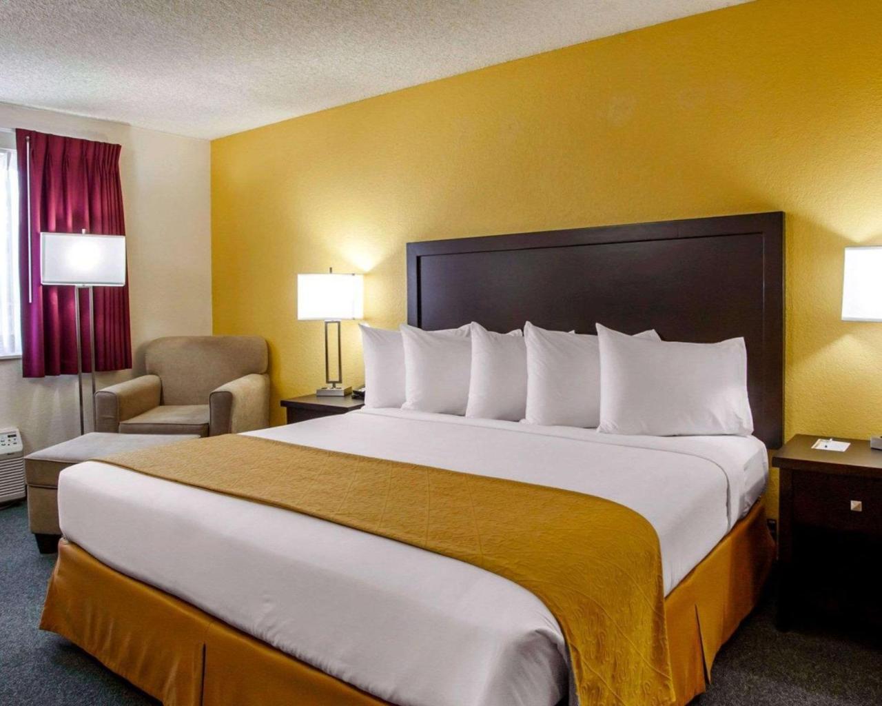 Quality Inn & Suites Springfield Exteriör bild