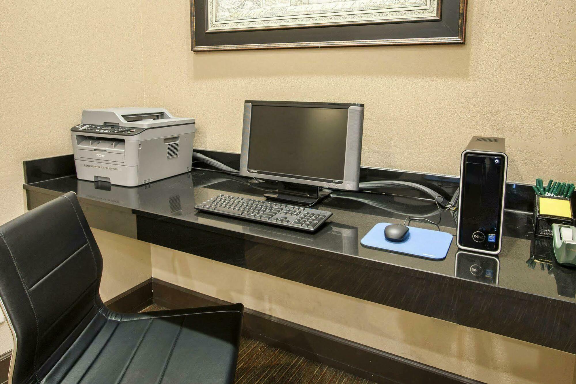 Quality Inn & Suites Springfield Exteriör bild