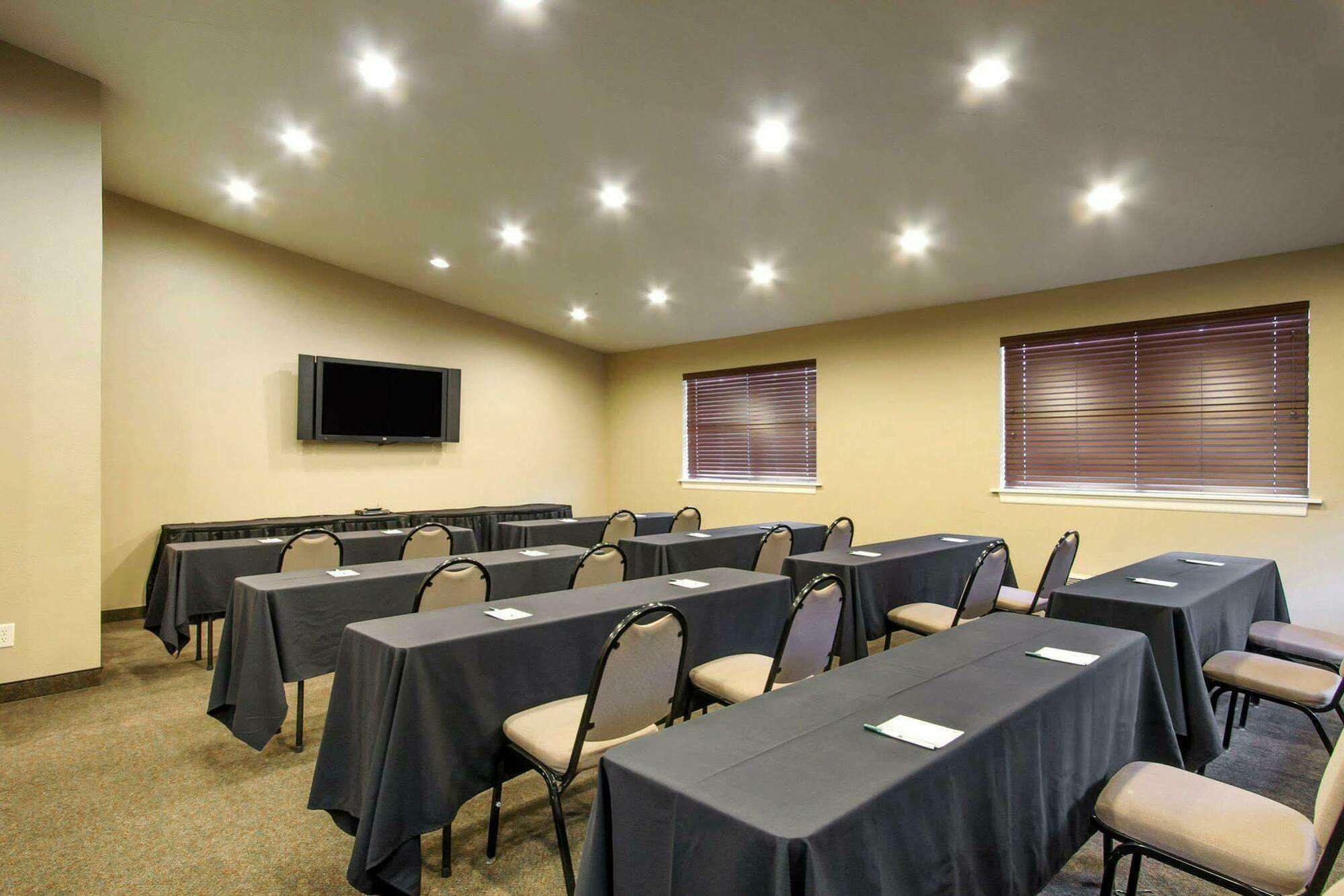 Quality Inn & Suites Springfield Exteriör bild
