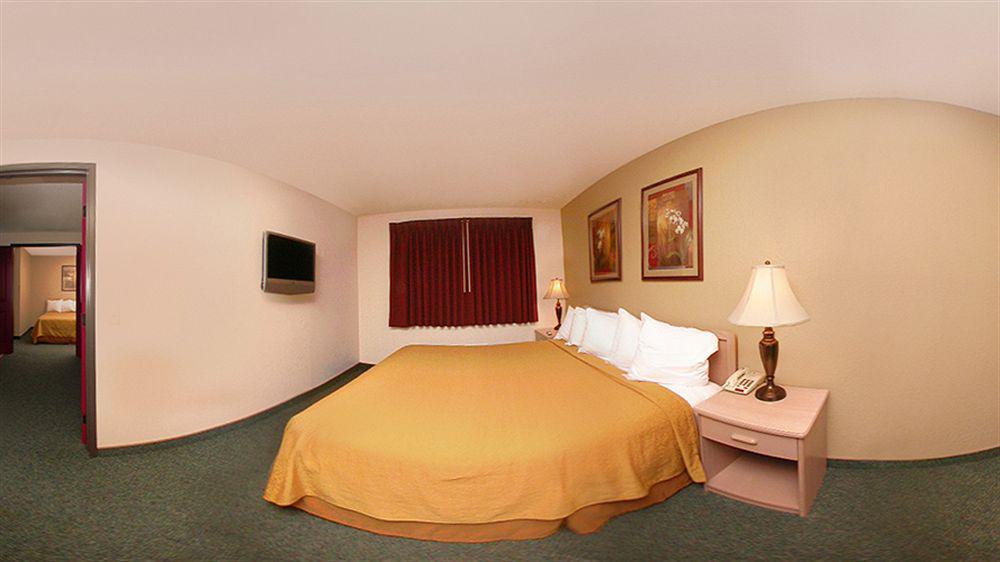 Quality Inn & Suites Springfield Exteriör bild